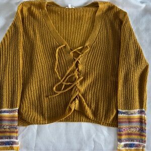 Buckle- new without tags- Women’s light sweater. Size Medium